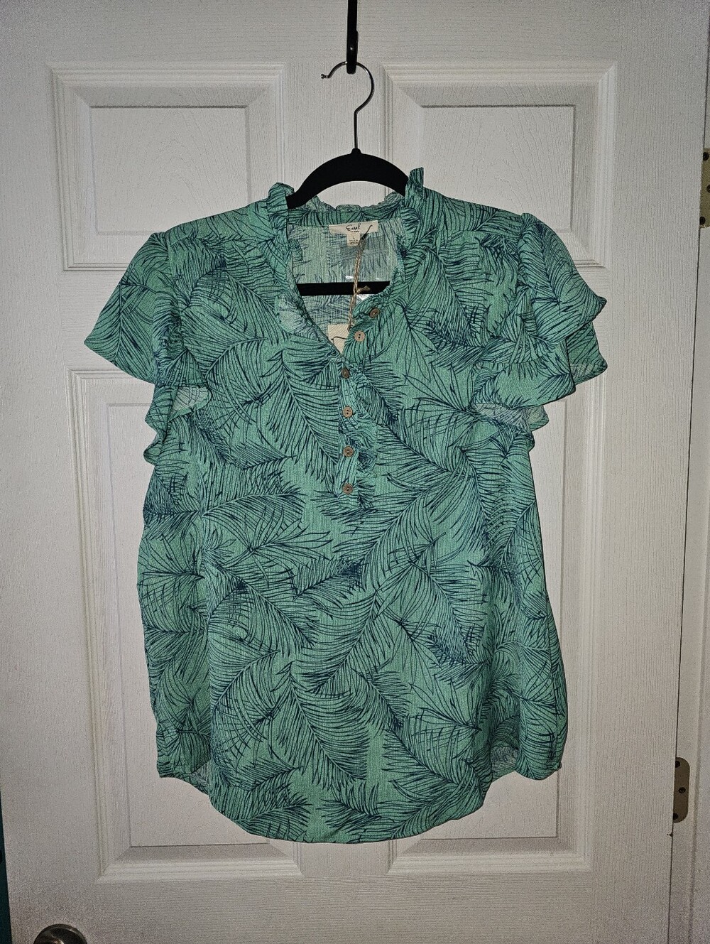 Women's Teal Leaf Print Ruffle Sleeve Blouse Medium by Easel